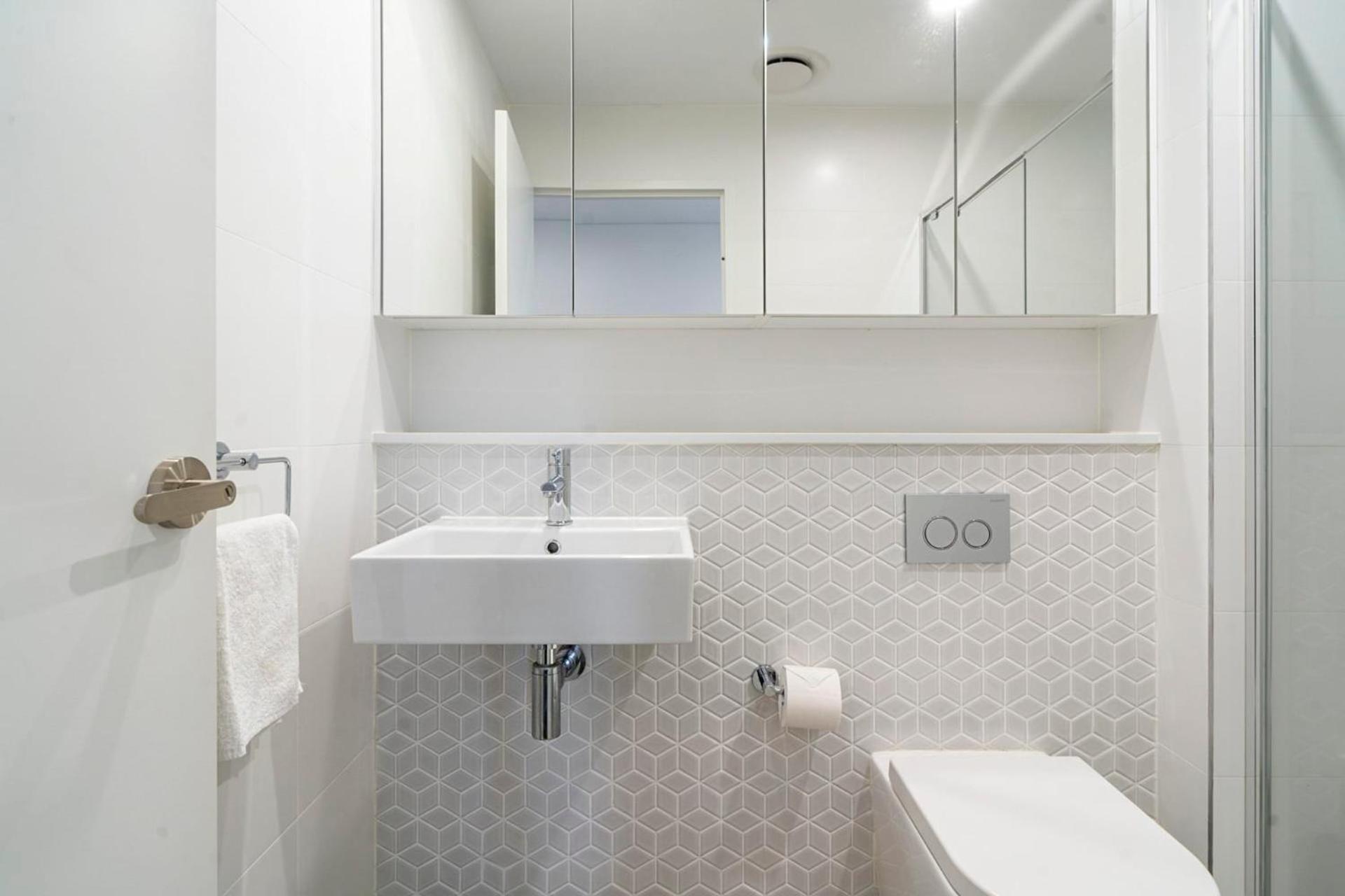 Wonderful With Parking Apartment *