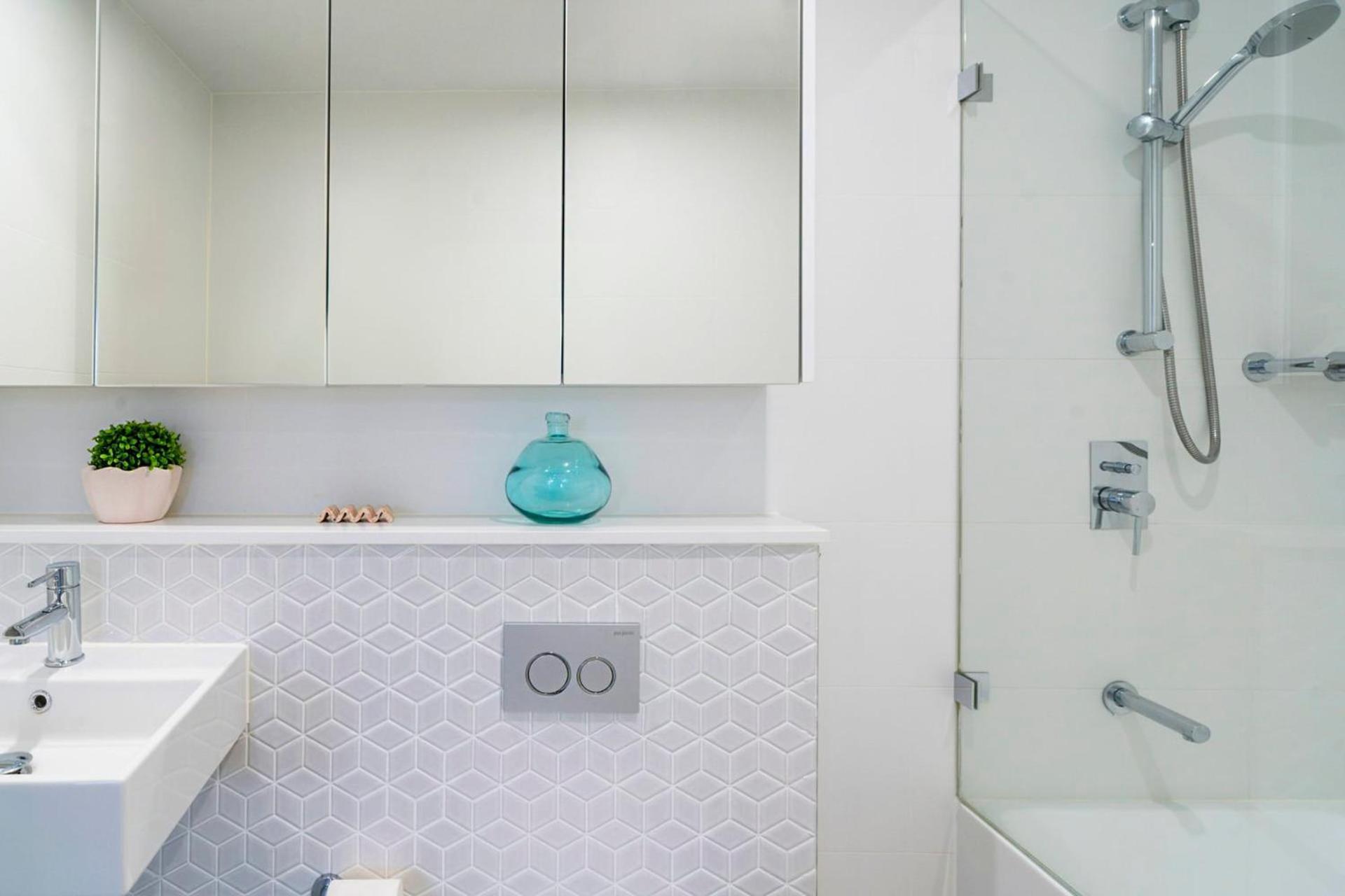 Wonderful With Parking Apartment Wollongong