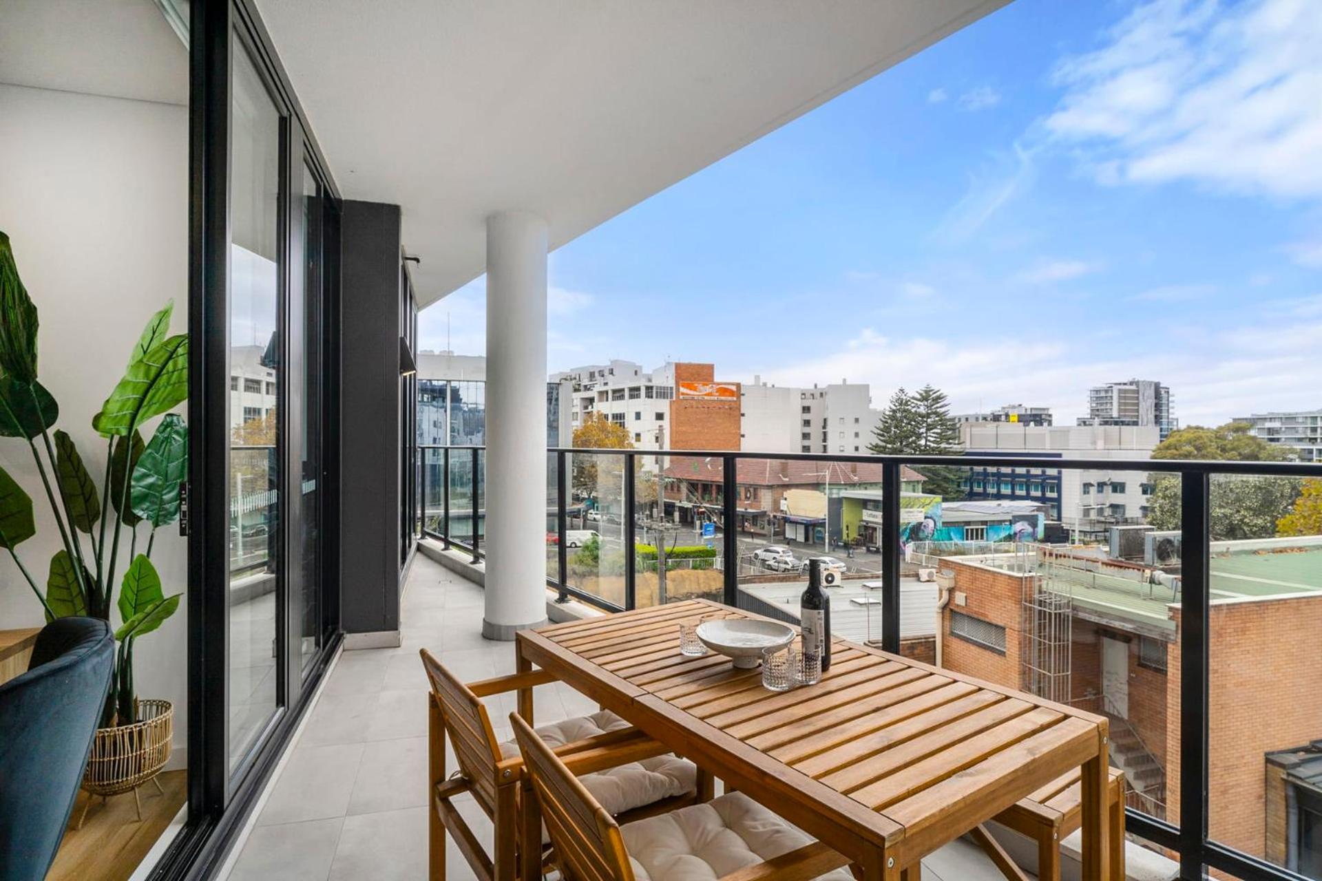 Apartment Wonderful With Parking *